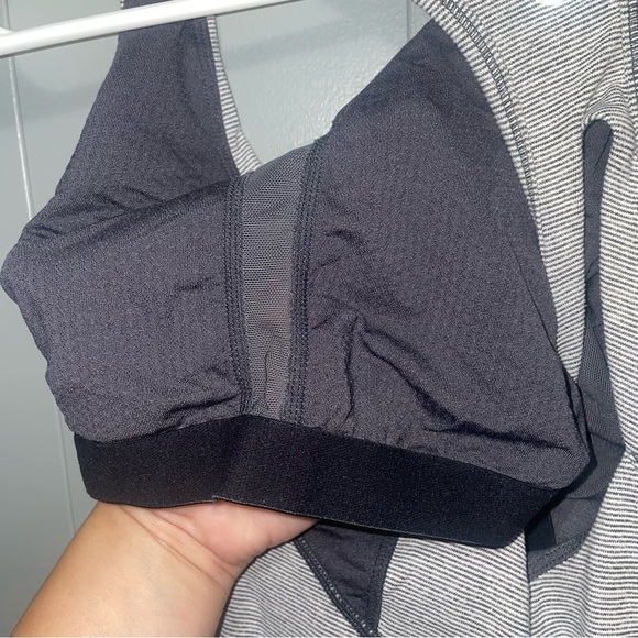 Lululemon Gray and White Stripe Racerback Keyhole Tank Top Size 6 - Picture 8 of 8